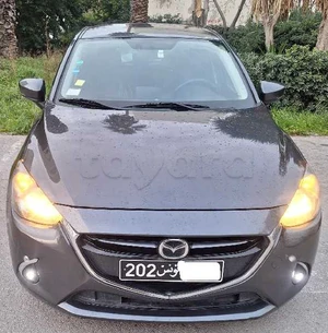 Mazda 2 sedan
