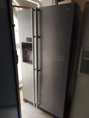Un réfrigérateur Samsung 