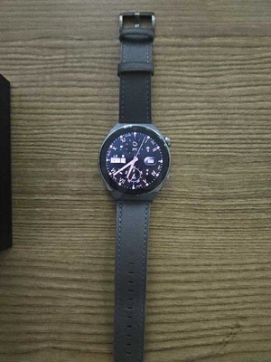 publié par Saif - Smart Watch Huawei GT3 Pro  - Bonne occasion, officielle 
presque neuve  - Montres et Bijoux