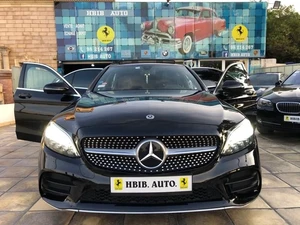publié par HBIB AUTO - 👉C180 KIT AMG 2019 Dossier Leasing🚘❤️👌 - C180  KIT AMG BVA Toit Pano ouvrant    PRIX : 112 000 DT en premier dépôt et 1590 DT chaque mois pendant 54 mois . ☎ 📱 Tel :                   98 214 267.//                   53 402 770 ⛔️ Pour les sérieux, Curieux s’abstenir. 🚫 S.V.P. Prix légèrement négociable. ✌🏠 Voiture visible dans notre Show Room HBIB AUTO : Route de la Marsa km 13 (en face carrefour) Sidi Daoud Tunis pour visite. Heure travail de 10.00 H jusqu’à 18.00.H 👉 🆕 A Vendre ou à echange 🚘 C180 KIT AMG BVA Toit Pano ouvrant fulls options  👌 ☑interieur en cuir noir ☑➡Mise en circulation 6/2019. ☑➡Kilométrage : 120 000 km  ☑➡Energie : essence ☑➡Couleur extérieure noir présidentiel ☑➡Designe intérieur : tout en cuir noir ☑➡(BOITE VITESSE AUTOMATIQUE). ☑➡Puissance fiscal : 8 CV. ✅➡Kit AMG à l’intérieur et à l’extérieur de la voiture. ✅➡Boite vitesse automatique. ✅➡Camera de recul. ✅➡Bi xénon directionnel.avec lave phare ✅➡Sièges électriques AMG ✅➡Volant en cuir multifonctions . ✅➡Rétroviseurs rabattables électriques chauffants. de couleur noir ✅➡Climatisation automatique bi zone. ✅➡Vitres teintées  d’origine .✅➡Feux de jours auto LED avec Angel Eyes. ✅➡rideaux latéraux et arrière électrique . ✅➡detecteur d’obscurite’ 1 ✅➡Jantes AMG en noir 18″ avec des pneus RunFlat neuf ✅➡Lave glace auto. ✅➡Bluetooth, Prise audio auxiliaire, Prise 12v ,Prise USB, Système audio mp3. ✅➡ Système de sonorisation Surround ✅➡ Interface multimédia caméra de recul ✅➡Ordinateur de bord avec souris qui affiche toutes les options de la voiture avec ses défauts ✅➡Voiture première main très très propre comme neuve.TU 210 🚗🚙🚕🚗🚙🚕🚗🚙🚕🚗🚙🚕🚗🚙🚕🚗🚙🚕🚗🚙🚕🚗🚙🚕🚗 ₪ 💰💲 Prix 112 000 DT en premier Depot et 1590 DT chaque mois pendant 54 mois ₪🚫 S.V.P. Prix légèrement négociable. ₪⛔️ S.V.P. Curieux s’abstenir. ₪☎ 📱 Tel :           98 214 267.//          53 402 770 Possibilité d'échange - Voitures
