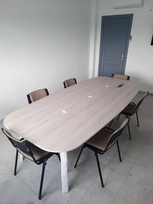 Table de réunion avec 6 chaises - meuble mezghani