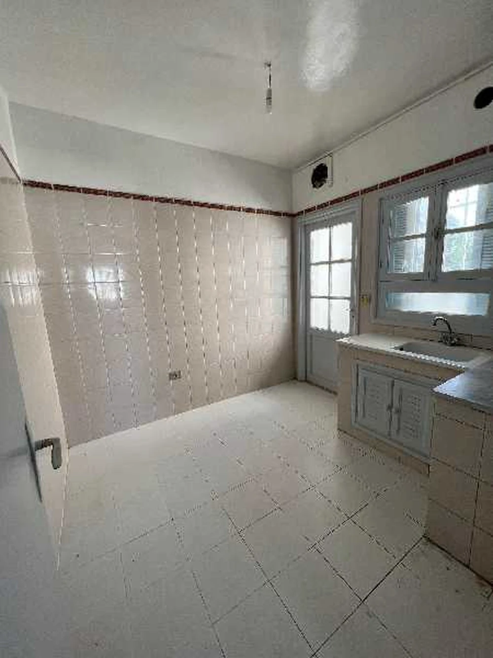 Location d'un appartement S+2 Tayara