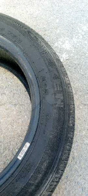 4 pneus nexen peu utilisé 166/60 R14 