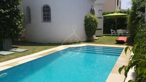 publié par Akari Immobilier - Villa S+2 zone Mira mare Hammamet  - #AKARI_IMMOBILIER vous a choisi une #Villa en S+2 aillant un style moderne avec une touche arabesque destinée à la #location #estivale.  
Notre Villa est meublée, climatisée, chauffée. 
Se compose de : Un salon, deux chambres a couché, cuisine bien équipée, 2 salle d’eau douche. 
Se situe dans une zone de loisir, hôtels, théâtre, restaurants… à la zone touristique à côte de l’hôtel Mira mare, à quelques pat de la #plage et à proximité de centre-ville de #Hammamet. 
Au prix : 500 dt/nuit de mois juin
630dt/nuit de mois juillet/ Aout
REF : LSVHS006
Pour plus de détails contactez 94 094 502/ 94 094 503 - Locations de vacances