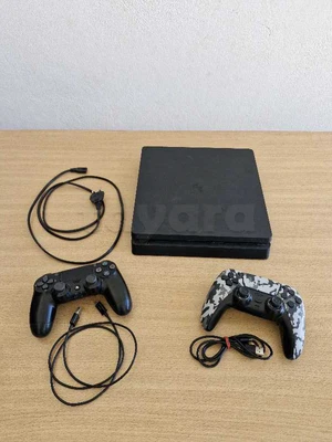 PS4 Slim 1To état neuf importée 