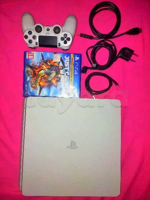 PS4 Slim (Sys: 10.01 / 500Go / 1To externe / 1 DVD Jeu )