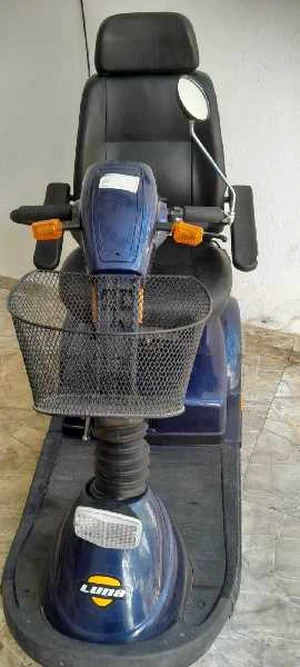 fauteuil roulant électrique 