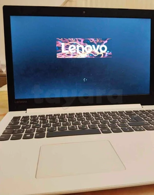 PC portable LENOVO