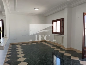 Étage de Villa à usage bureautique -150m²- Tunis - IFCT1