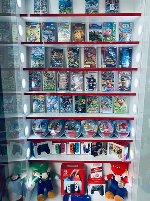 publié par FANTASY LAND - Jeux Nintendo Switch chez notre Magasin Fantasy Land Lac1... TEL: 97352222 📞 - Les Plus Populaires des Jeux Nintendo Switch cachetés disponible chez notre Magasin Fantasy Land Lac1... 👇👇👇
------------------------------
Just Dance 23 : 200dt
FIFA23 : 180dt
NBA2K23 : 180dt
Minecraft : 150dt
Bayonetta 3 : 200dt
Pokémon ecarlate : 210dt
Pokémon violet : 210dt
Pokémon diamont : 190dt
Pokémon arceus : 200dt
Splatoon3 : 200dt
Kirby forgetten land : 200dt
Luigi's Mansion 3 : 200dt
Mario & Sonic : 200dt
Super mario odessey : 200dt
Super mario kart deluxe : 200dt
Super mario 3D world : 200dt
Mario PARTY super stars: 200dt
Mario strikkers: 200dt
Super mario makker2 : 200dt
Sonic Force : 140dt
Mario tennis : 200dt
Paper mario: 150dt
Mario RABBIDS: 150dt
Mario golf : 200dt
Animal Crossing : 180dt
Nintendo switch sport : 200dt
Zelda breath of the wild : 200dt
Zelda skyword sword : 200dt
Zelda link's awakening: 200dt
Immortals Fenyx Rising : 150dt
Tokyo 20 : 170dt
------------------------------
😊 SOYEZ LES BIENVENUS
☎️ CONTACTEZ NOUS :     97352222
🏎️ LIVRAISON POSSIBLE SUR TOUTE LA TUNISIE
⚠️ STOCK LIMITÉES
🏠 ADRESS: LAC1..." À CÔTÉ RESTAURANT PASTA COSI" - Jeux vidéo et Consoles