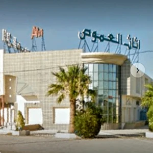 A vendre devant Mall of Sfax Un Local commercial de merveilleux design