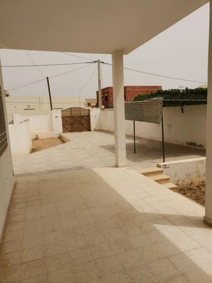 Villa à louer à Route el Ain km 6, Sfax
