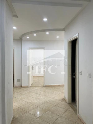 Bureau en 4 espaces -90m²-Tunis- IFCT212
