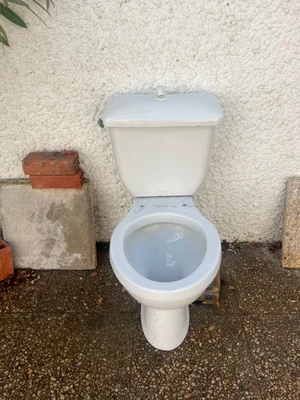 WC ( toilettes) 