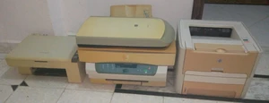 Lot de 03 imprimantes et un scanner