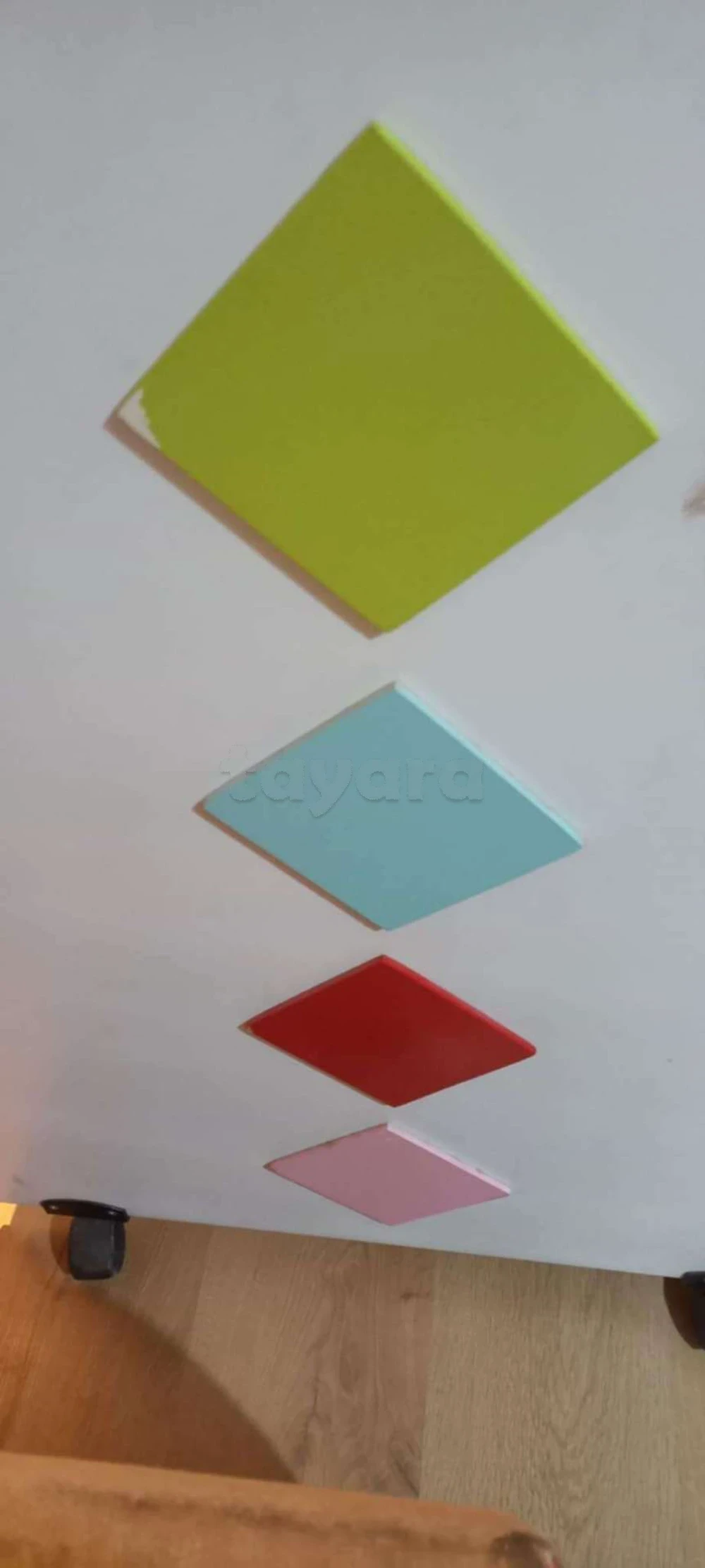 tayara - Selected image backdrop