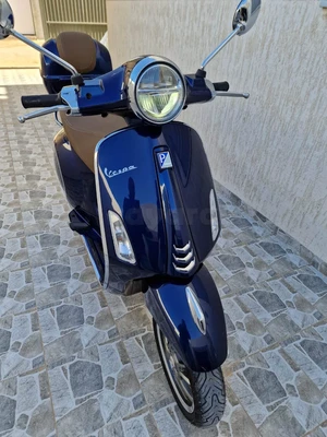 Moto Vaspa Primavera en très bon état  à vendre à Djerba