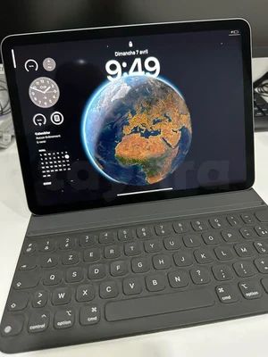 iPad Air 4ème génération + Smart Keyboard