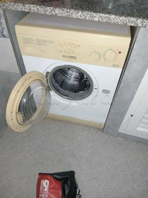 machine à laver MaxWell