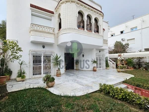 À vendre :Villa de 380m² sur un terrain de 505m² à Cité Mora,Nabeul