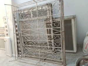 شباك للبيع - Fenêtre en Acier à vendre - Kairouan Nord