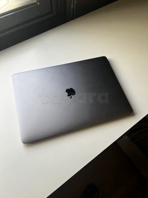 MacBook Pro 15 Core i7 2019 16G/500G Neuf