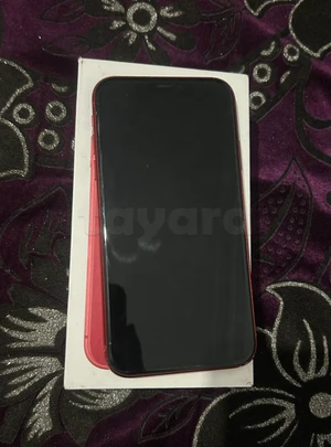 iPhone 11 rouge