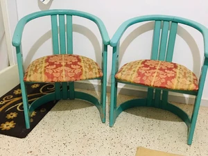 chaises capitonnées 
