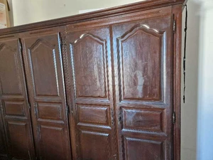 armoire en bois 