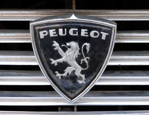 Achat stock pieces Peugeot ancien en neuf 