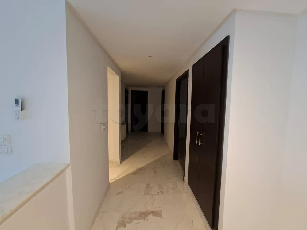 selected image