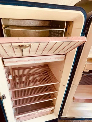 🌟 Vintage 1956 FRIGIDAIRE Réfrigérateur à Vendre  🕰️Un Morceau d'Histoire pour Votre Cuisine!