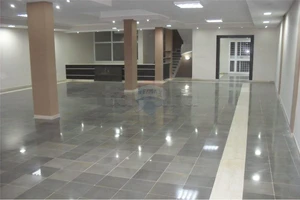A louer local commercial / showroom 2 niveaux GP1 Hammam Sousse
