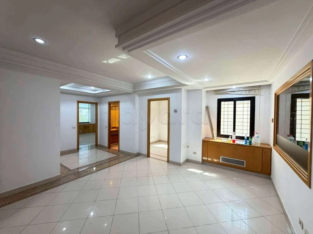 selected image