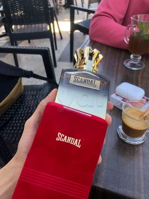 parfum Scandal absolu 