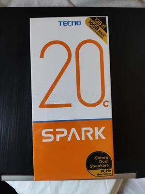 Tecno Spark 20c cacheté 