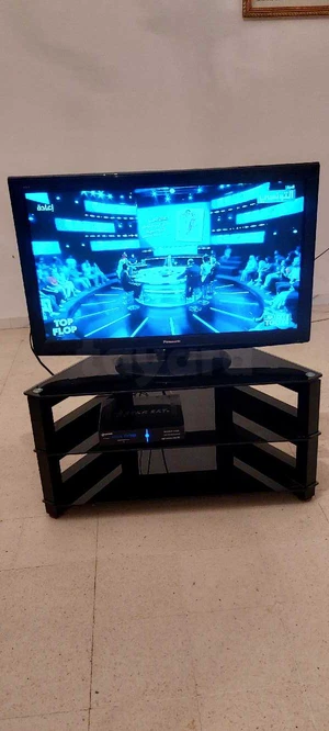  meuble Tv en crystal + Tv Panasonic 42 pouces