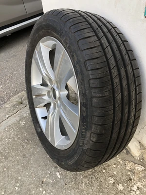 jante nissan qashqai avec pneu