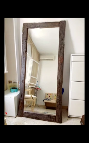 Grand miroir au bois de chêne brut idéal pour loft 
