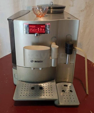  Machine à espresso BOSH VeroBar 300 entièrement automatique importée