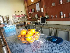  بيع مقهي علي الطريق الرئيسي قفصة قابس حي حشاد لاله قفصة الجوال53784618