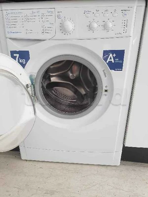 Machine à  laver  Indesit 