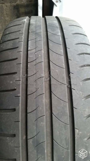 4 pneus Michelin 215/60R/16