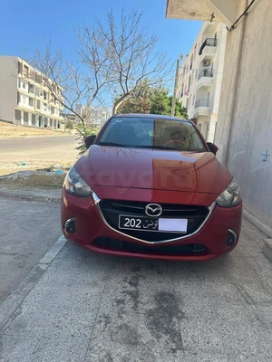 Mazda 2 sedan 