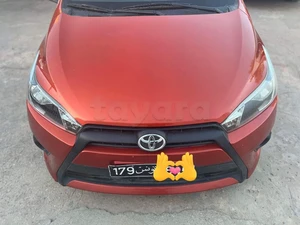 Toyota Yaris E État Neuvee 