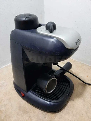 machine café delonghi en bonne état 