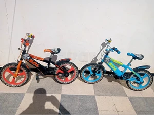 2 vélos pour enfants