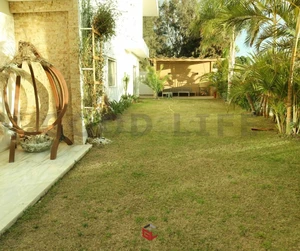 A Vendre Magnifique appartement avec Jardin à Chotrana 2