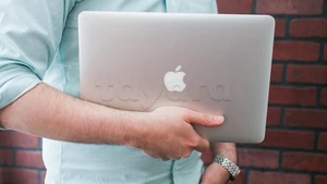 macbook pro touchbar 13 pouces Core i7 