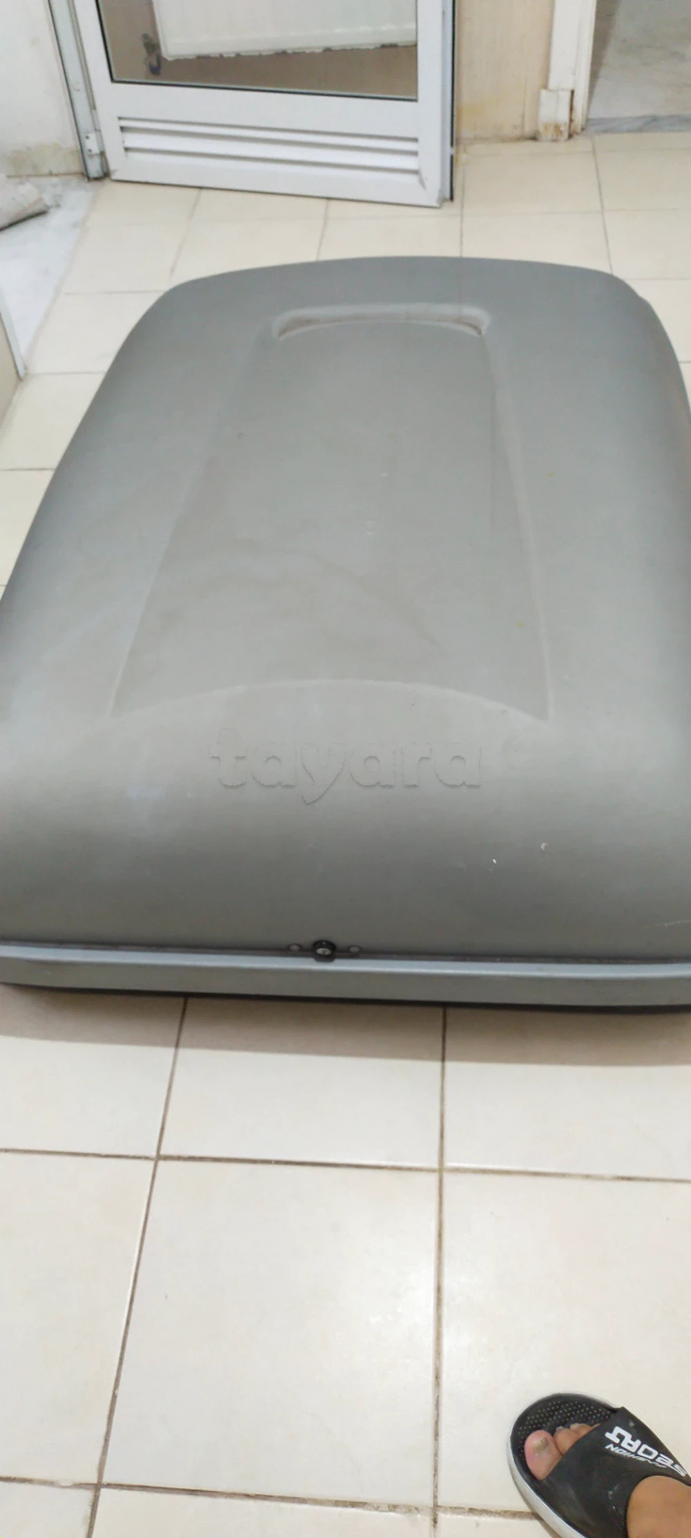 tayara - Selected image backdrop